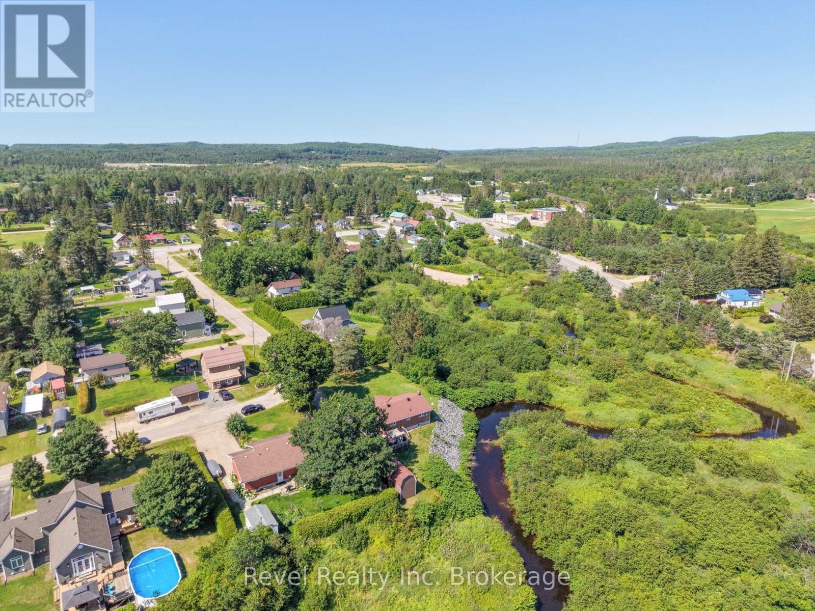 201 Bird Street, Powassan, Ontario  P0H 2L0 - Photo 38 - X13623090