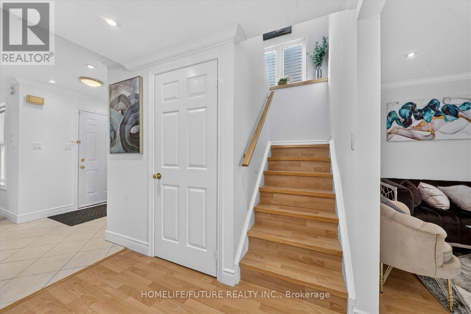 77 Muirlands Drive, Toronto, Ontario  M1V 2B3 - Photo 19 - E13623074
