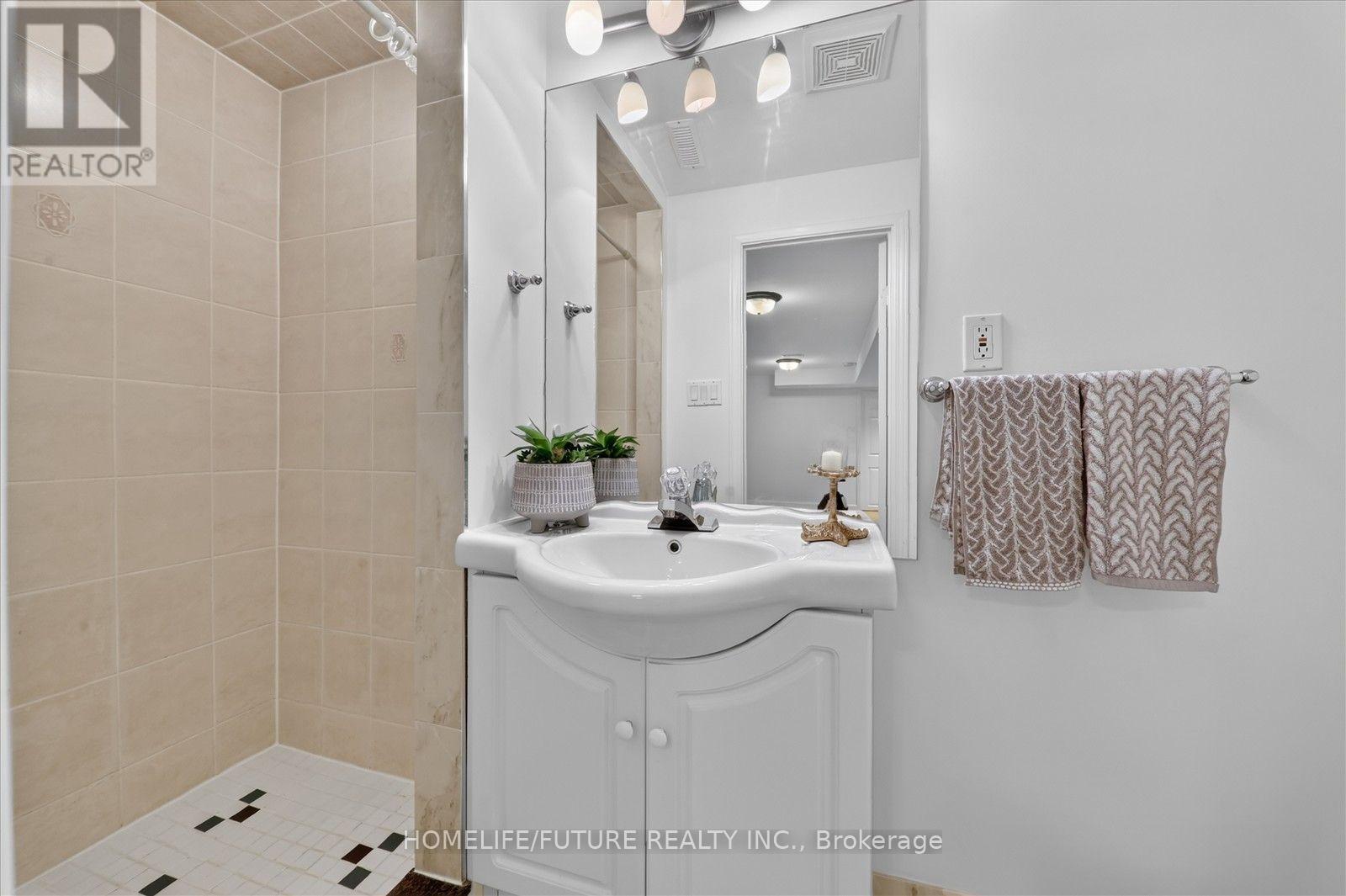 77 Muirlands Drive, Toronto, Ontario  M1V 2B3 - Photo 34 - E13623074