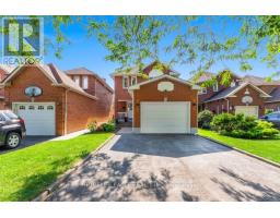 156 HEALE AVENUE, Toronto, Ontario