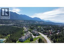 4765 FORSTERS LANDING Road Unit# 204, Radium Hot Springs, British Columbia