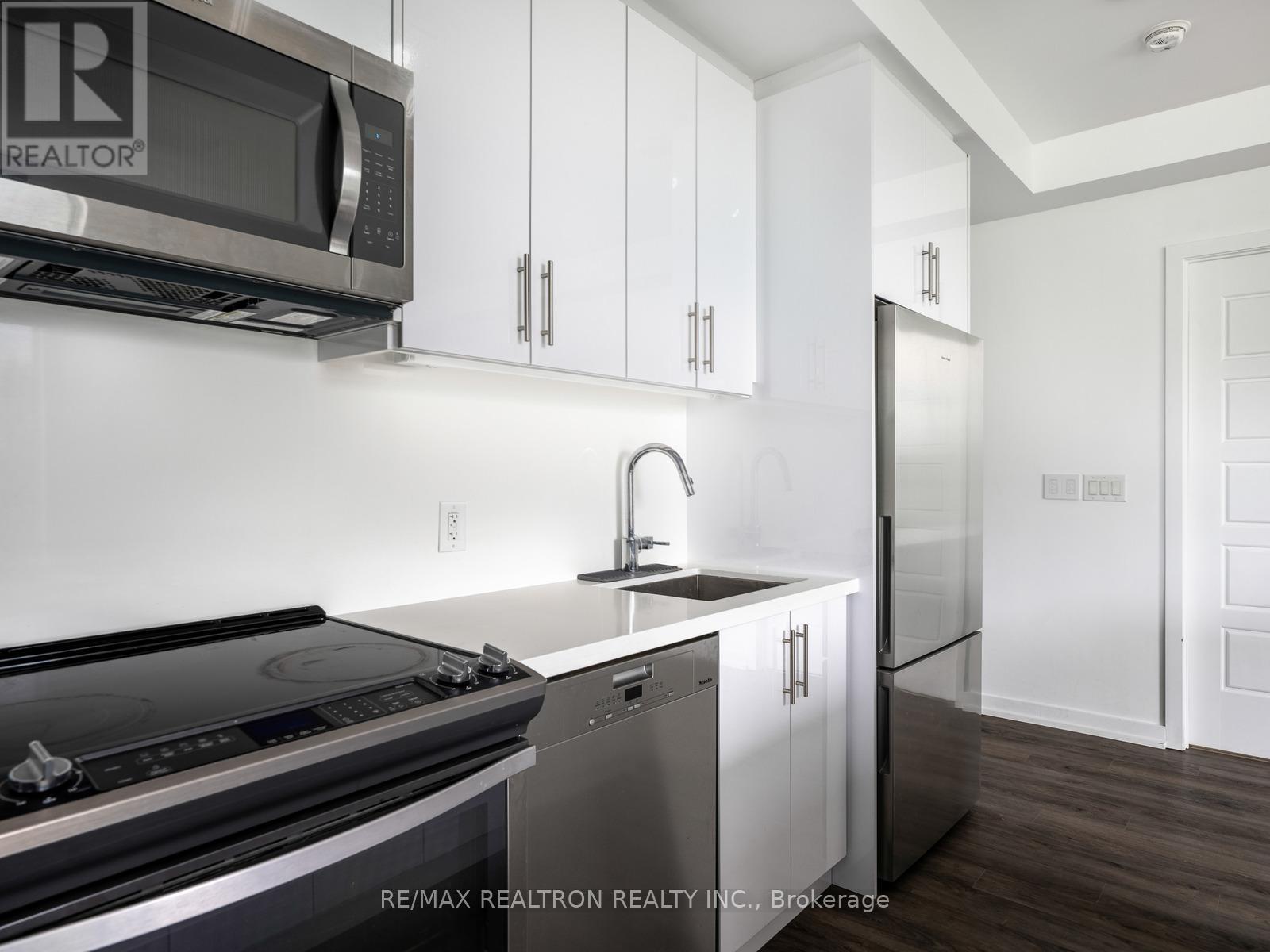B208 - 271 Sea Ray Avenue, Innisfil, Ontario  L9S 0J4 - Photo 24 - N13623036