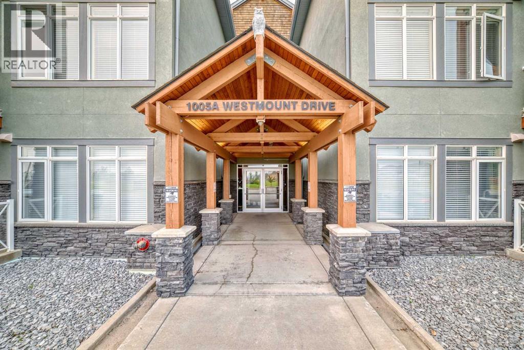 211, 1005a Westmount Drive, Strathmore, Alberta T1P 0C3 - Photo 2 - A2295336