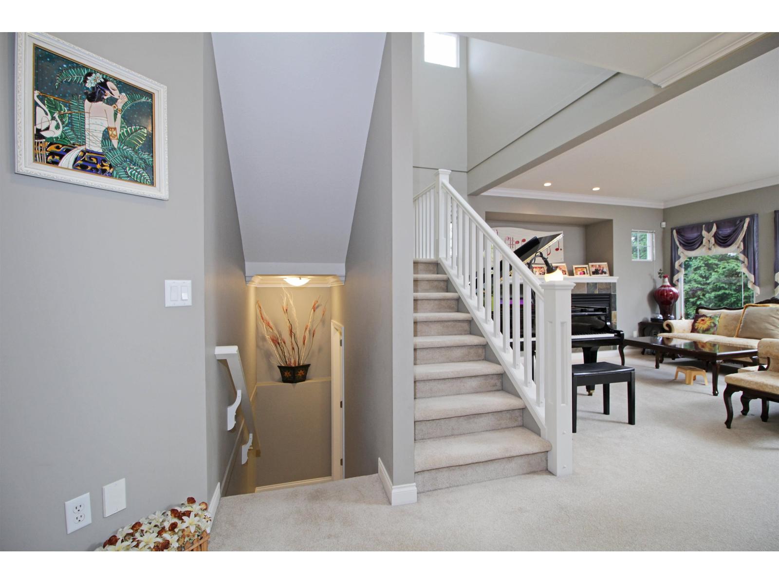 3303 148a Street, Surrey, British Columbia  V4P 3R2 - Photo 6 - R3149573