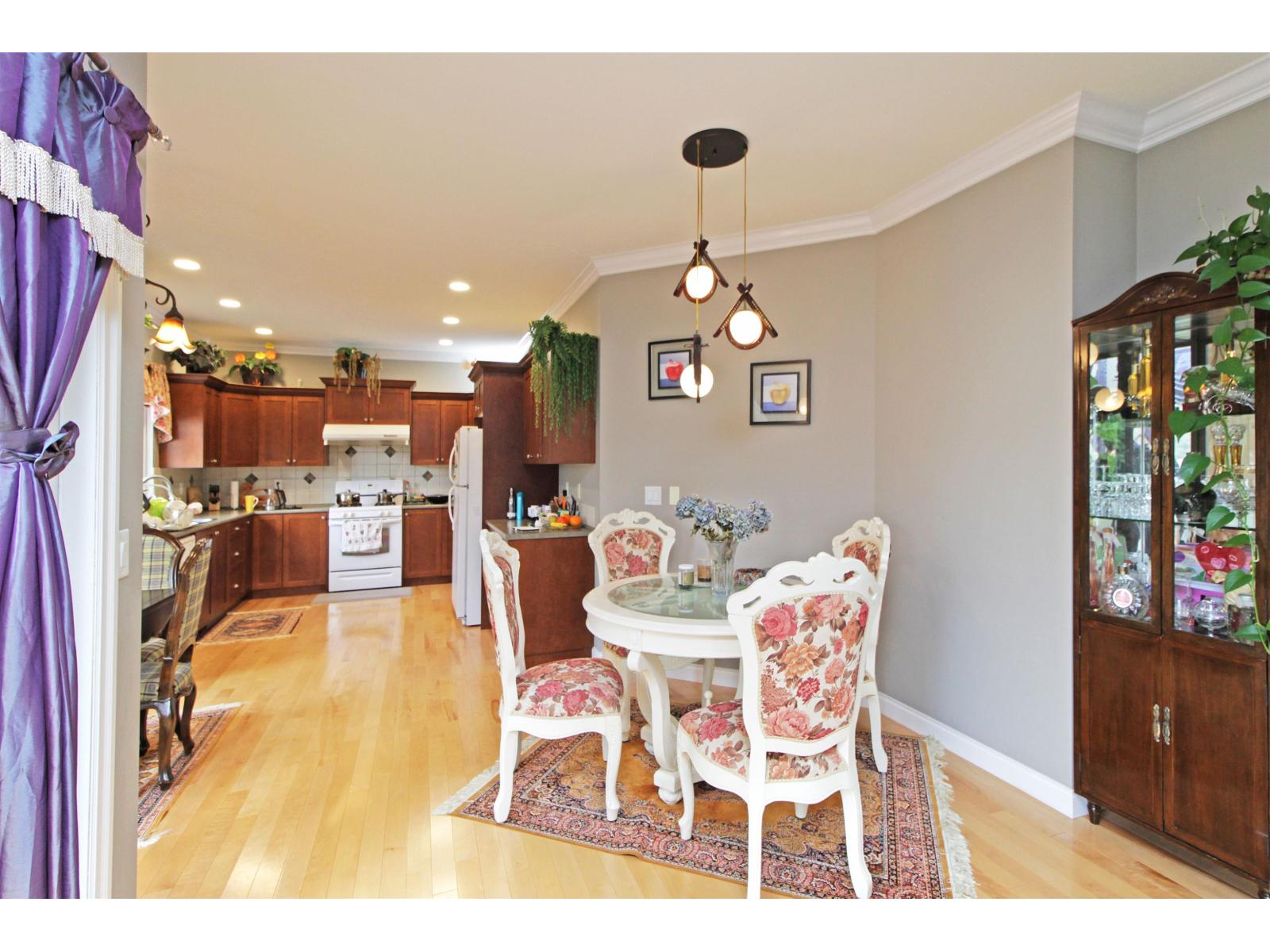 3303 148a Street, Surrey, British Columbia  V4P 3R2 - Photo 4 - R3149573