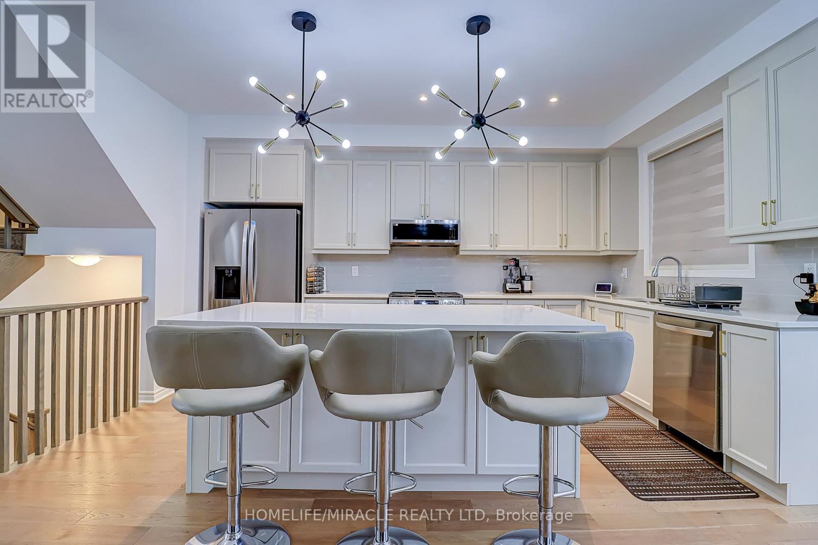 1188 Wheat Boom Drive, Oakville, Ontario  L6H 7W4 - Photo 6 - W13623096