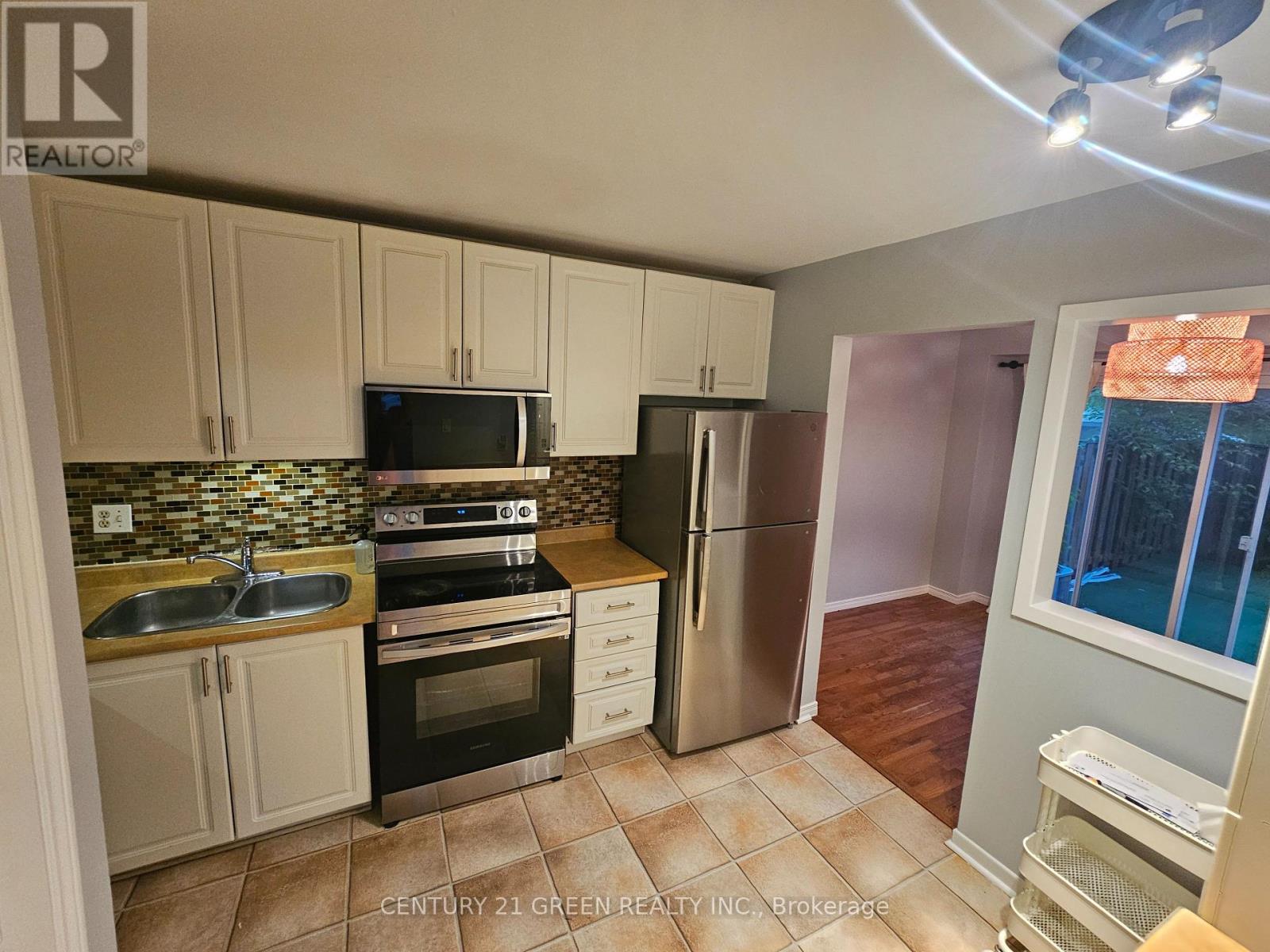 7 - 98 Falconer Drive, Mississauga, Ontario  L5N 1Y2 - Photo 10 - W13623126