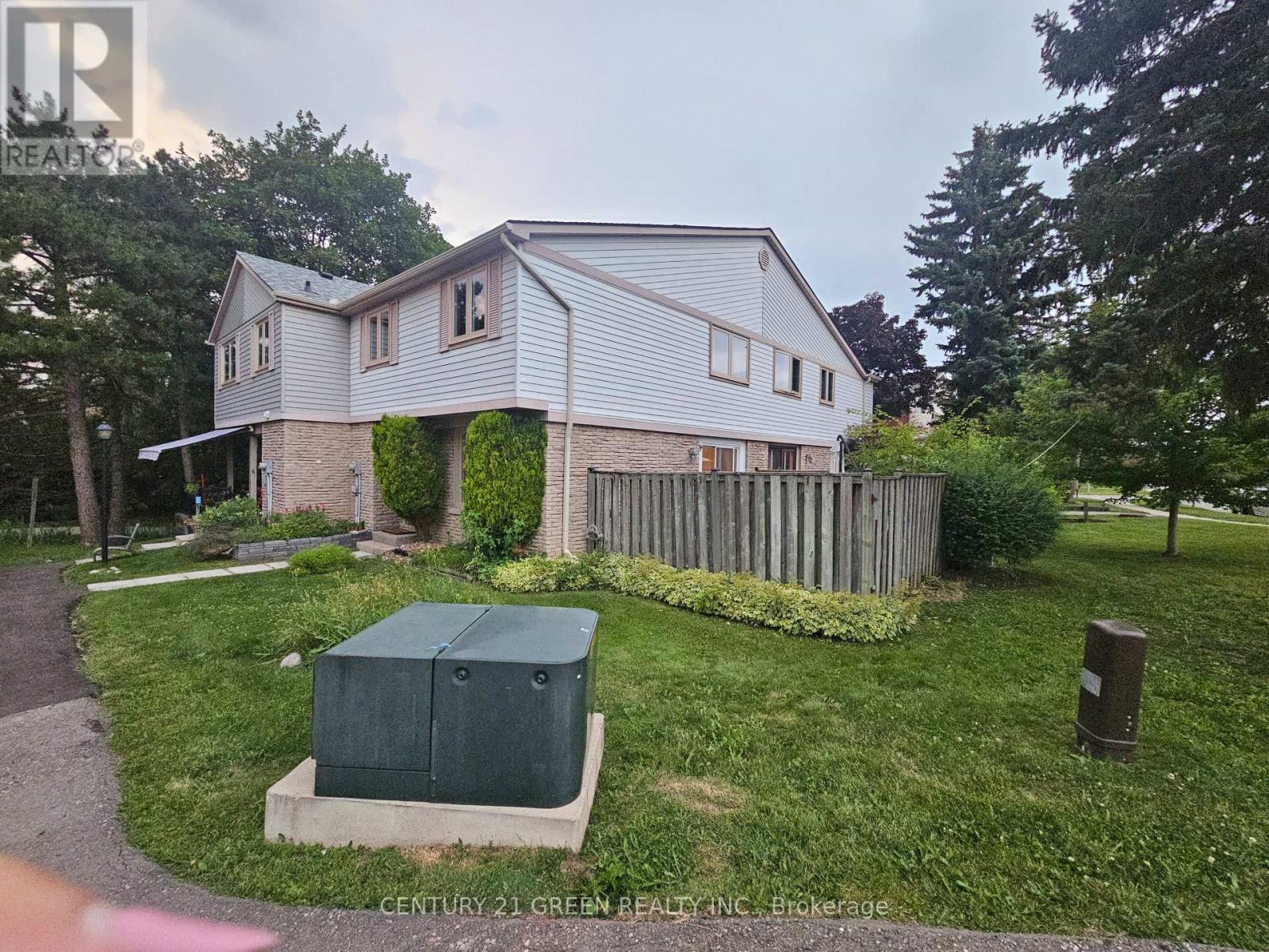 7 - 98 Falconer Drive, Mississauga, Ontario  L5N 1Y2 - Photo 3 - W13623126