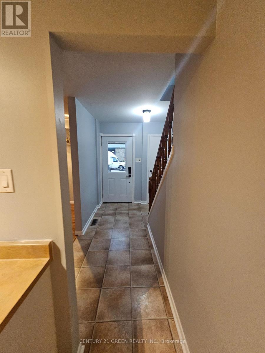 7 - 98 Falconer Drive, Mississauga, Ontario  L5N 1Y2 - Photo 4 - W13623126