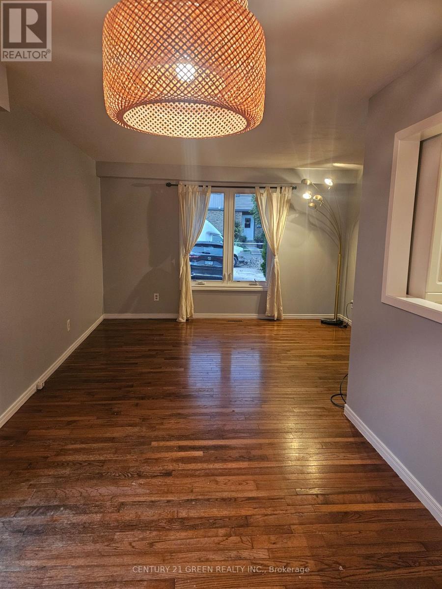 7 - 98 Falconer Drive, Mississauga, Ontario  L5N 1Y2 - Photo 8 - W13623126