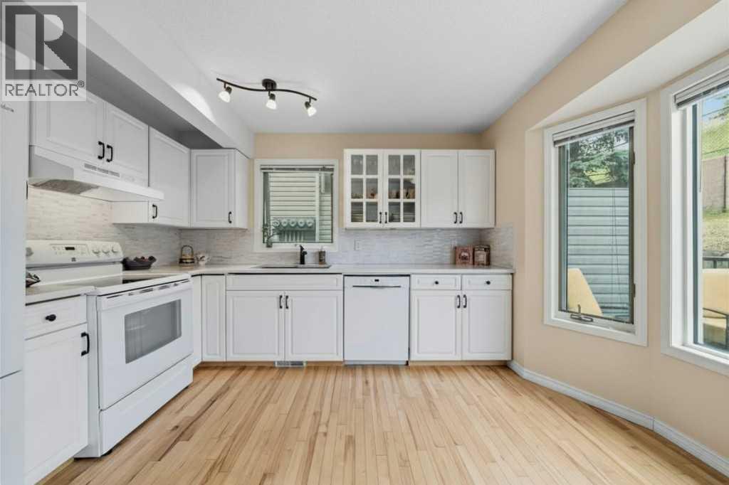 68 Patina Point SW, Calgary, Alberta  T3H 3J7 - Photo 10 - A2325728