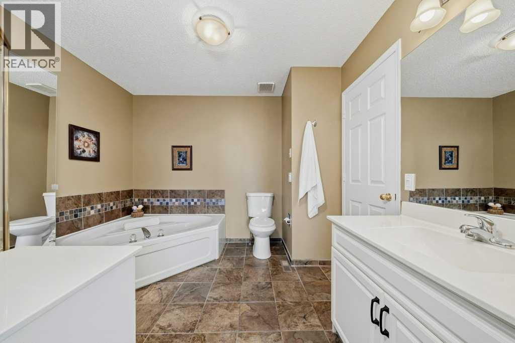 68 Patina Point SW, Calgary, Alberta  T3H 3J7 - Photo 21 - A2325728