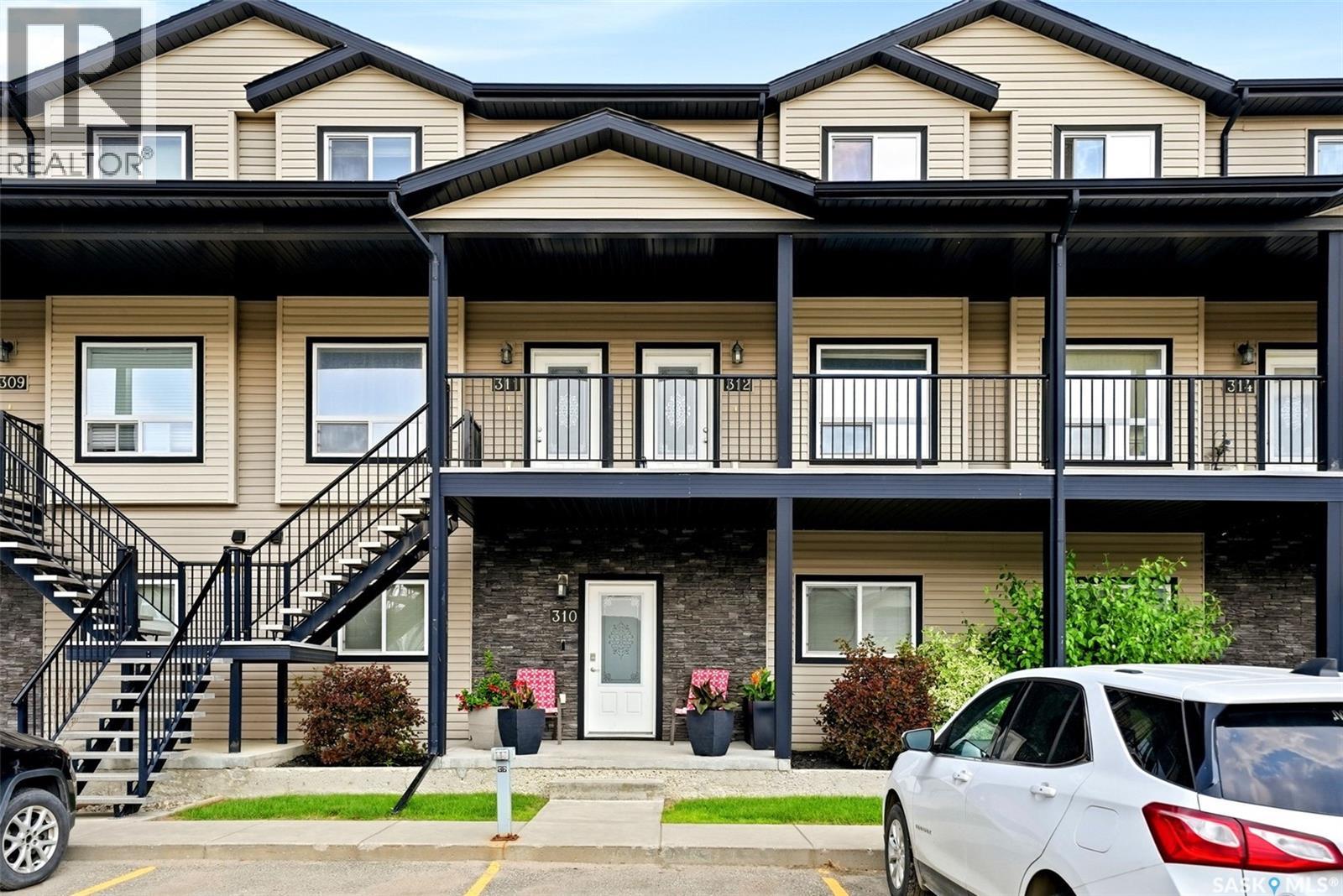 312 3822 Dewdney AVENUE E, Regina, Saskatchewan