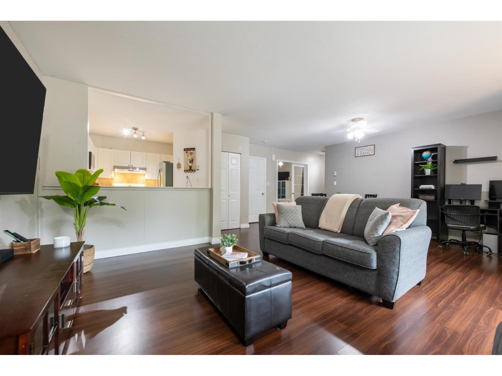 3 13660 84 Avenue, Surrey, British Columbia  V3W 0T6 - Photo 2 - R3149824