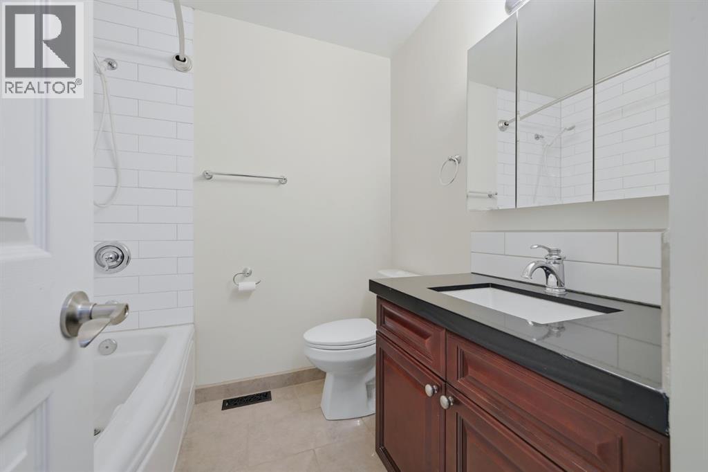 248 Parkland Crescent SE, Calgary, Alberta  T2J 3Y5 - Photo 16 - A2331798