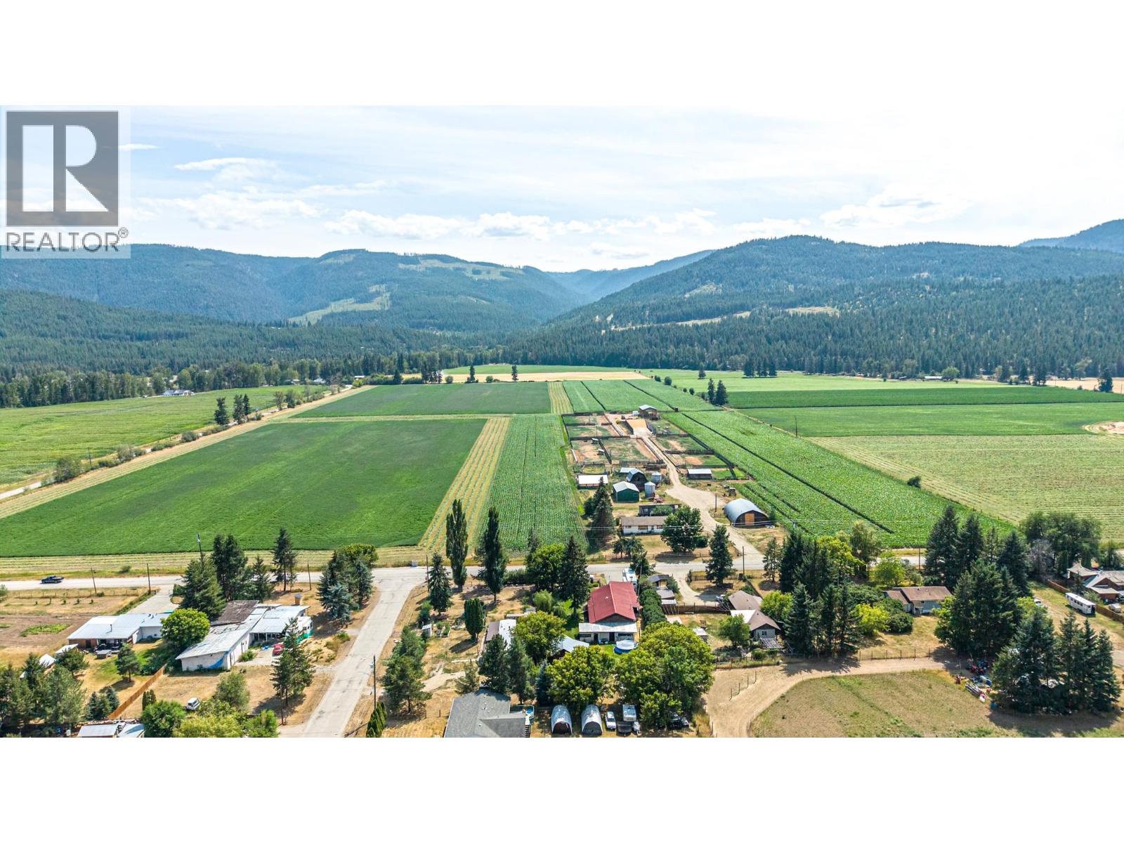 22 Pemberton Road, Lumby, British Columbia  V0E 2G7 - Photo 28 - 10395309