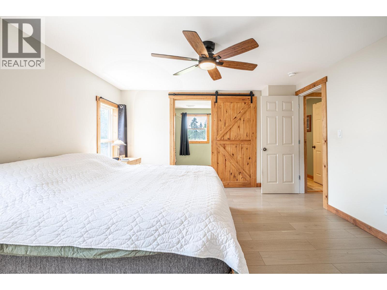 22 Pemberton Road, Lumby, British Columbia  V0E 2G7 - Photo 53 - 10395309
