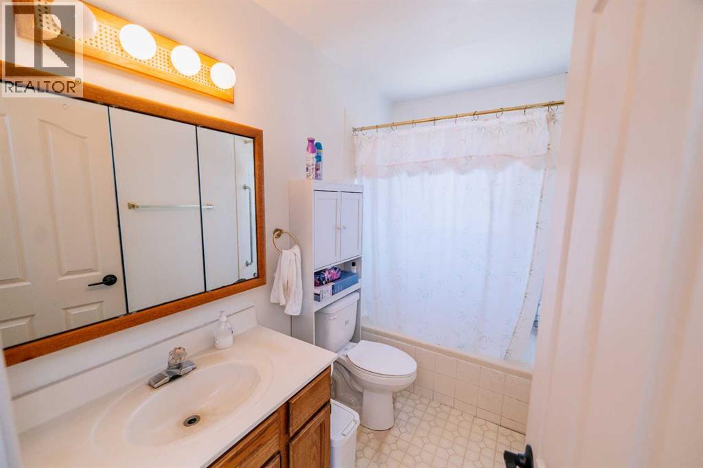 2305 7 Avenue N, Lethbridge, Alberta T1H 0Z2 - Photo 15 - A2330294