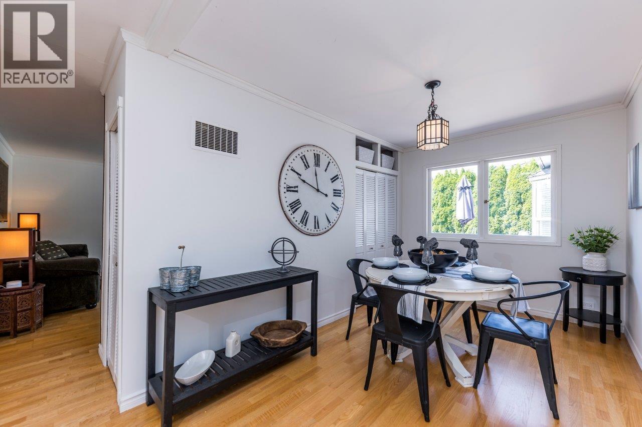 1140 Pinewood Crescent, North Vancouver, British Columbia V7P 1E8 - Photo 6 - R3141381