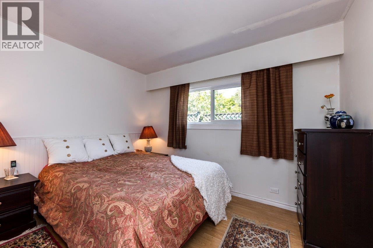 1140 Pinewood Crescent, North Vancouver, British Columbia V7P 1E8 - Photo 17 - R3141381