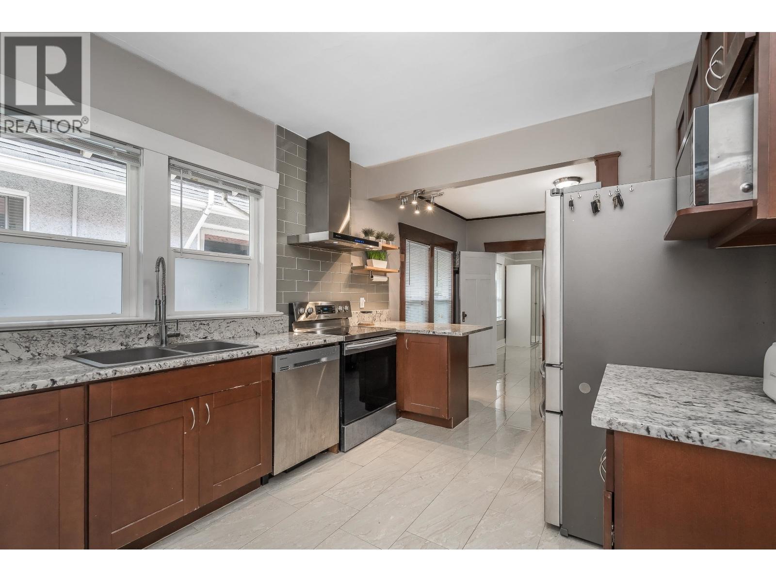 4476 Beatrice Street, Vancouver, British Columbia  V5N 4J2 - Photo 12 - R3151408