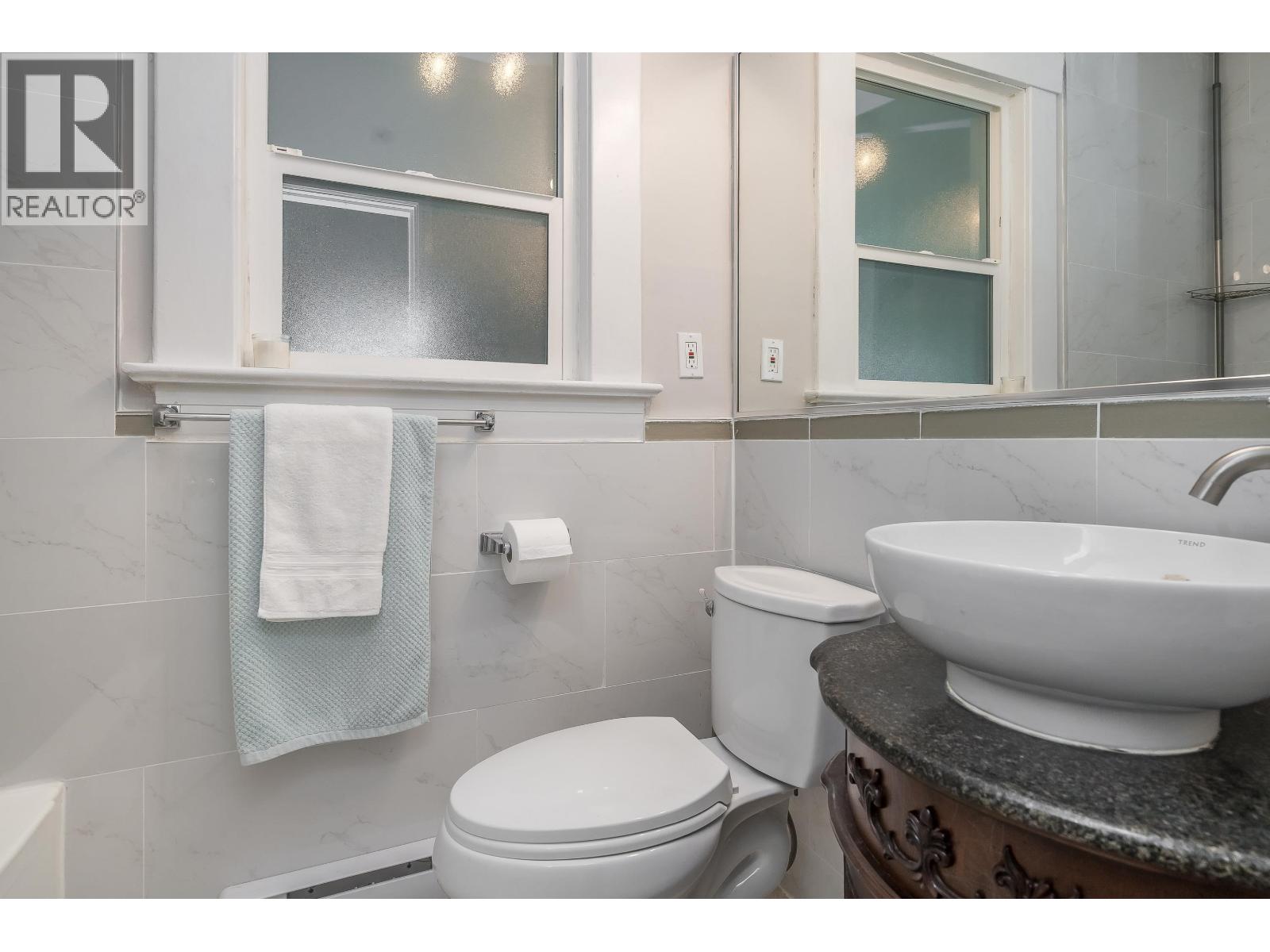 4476 Beatrice Street, Vancouver, British Columbia  V5N 4J2 - Photo 25 - R3151408
