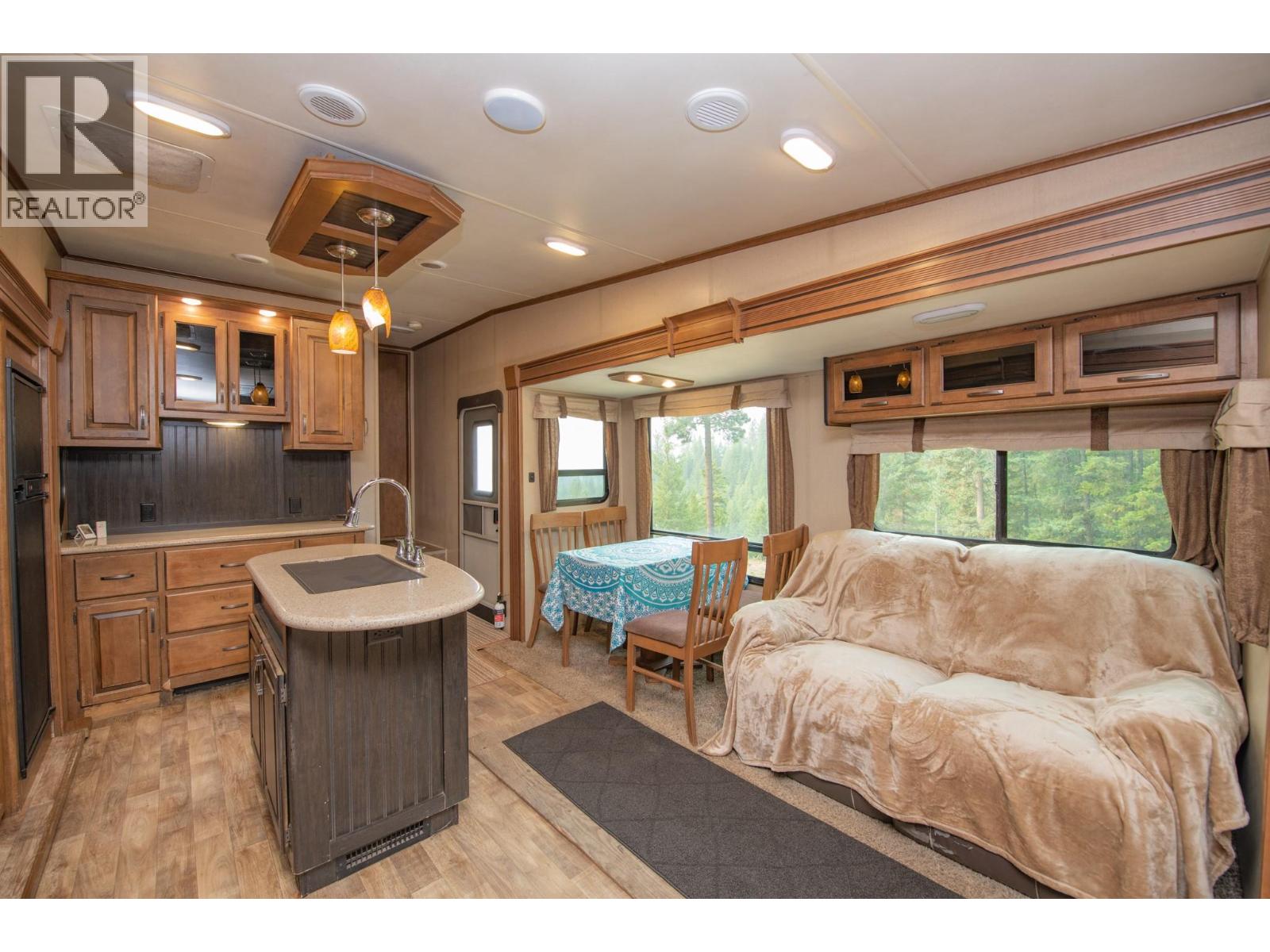 160 Trinity Valley Road, Lumby, British Columbia V0E 2G4 - Photo 23 - 10395423
