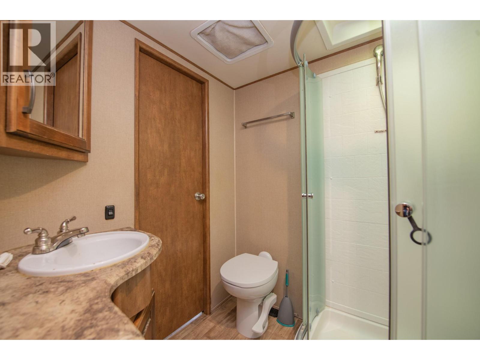 160 Trinity Valley Road, Lumby, British Columbia V0E 2G4 - Photo 28 - 10395423