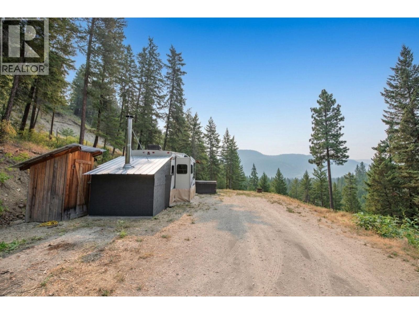 160 Trinity Valley Road, Lumby, British Columbia V0E 2G4 - Photo 39 - 10395423