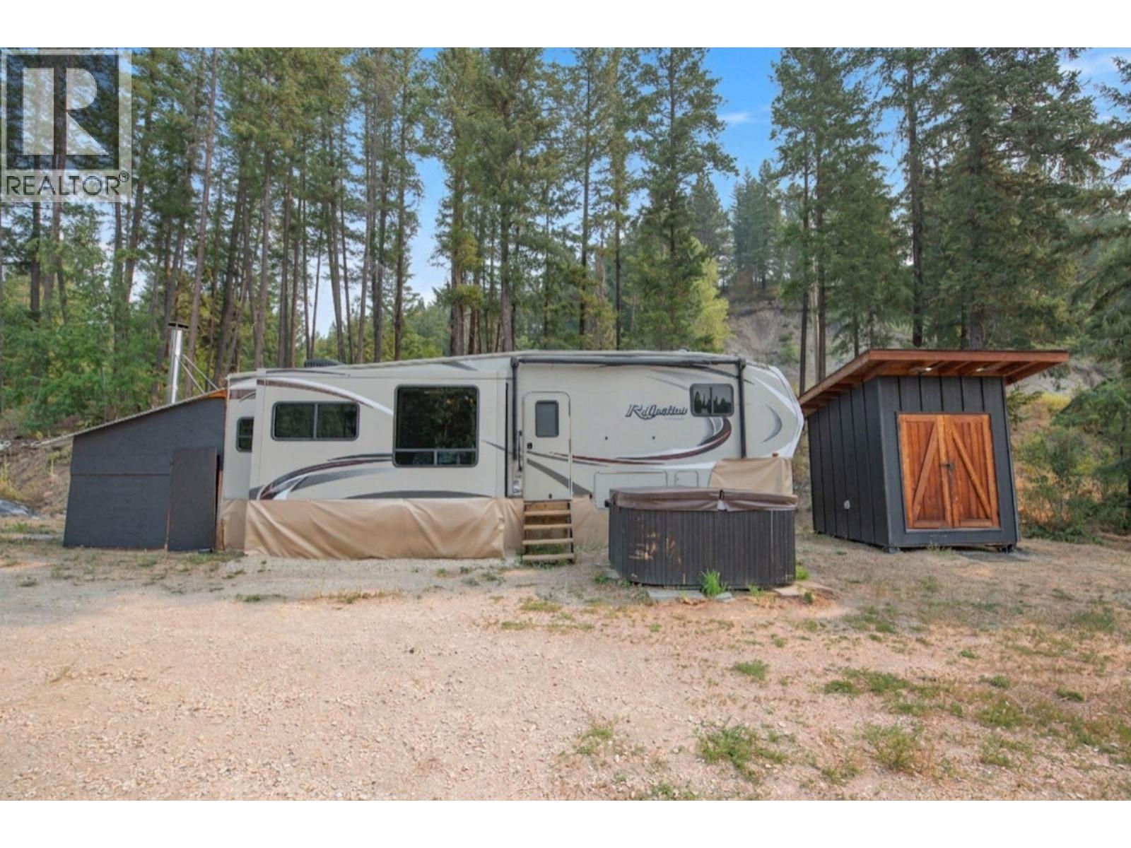 160 Trinity Valley Road, Lumby, British Columbia V0E 2G4 - Photo 4 - 10395423