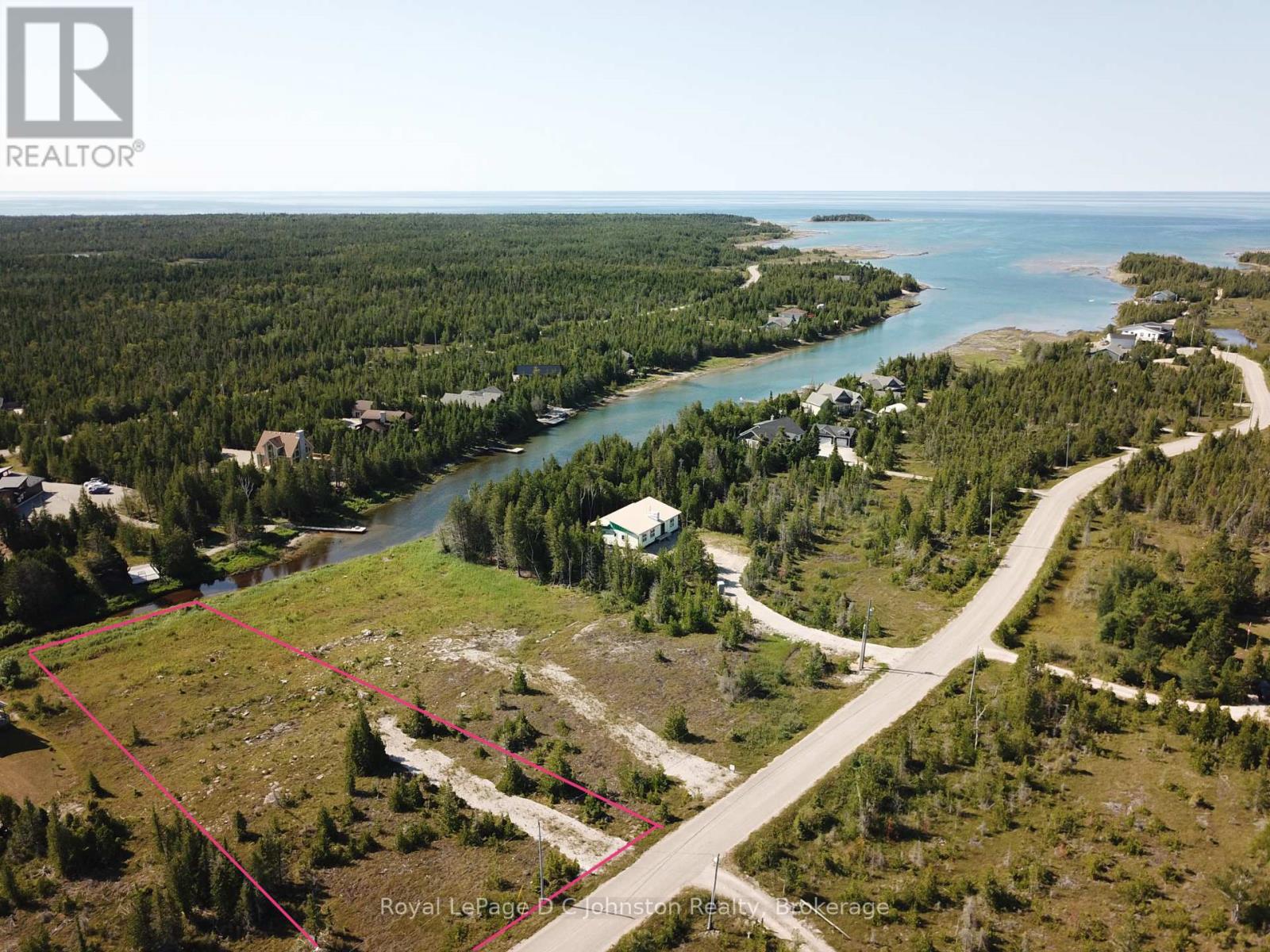 17 BAY SHORE AVE. N. AVENUE, Northern Bruce Peninsula, Ontario