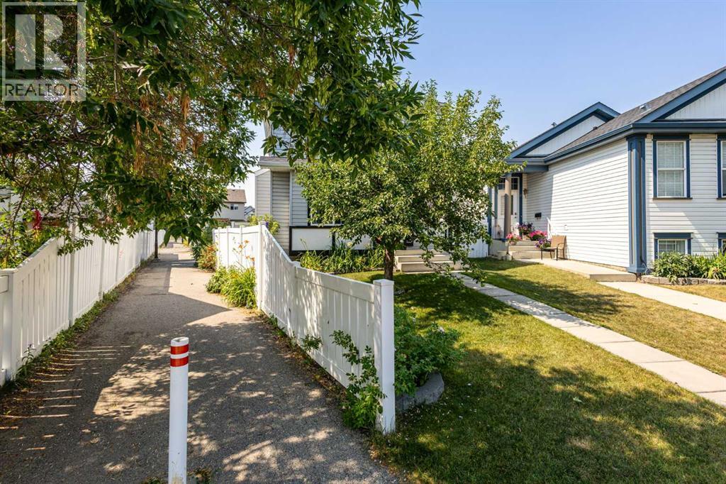 49 Evermeadow Manor SW, Calgary, Alberta  T2Y 4W8 - Photo 37 - A2332494