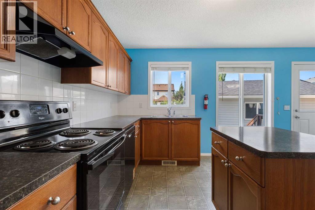 49 Evermeadow Manor SW, Calgary, Alberta  T2Y 4W8 - Photo 13 - A2332494