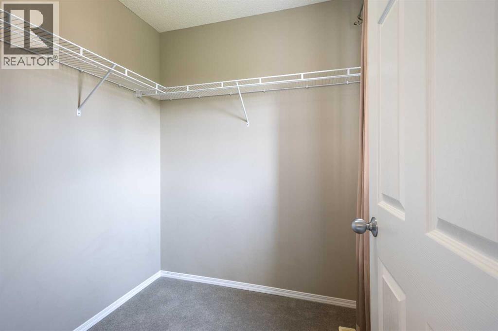 49 Evermeadow Manor SW, Calgary, Alberta  T2Y 4W8 - Photo 25 - A2332494