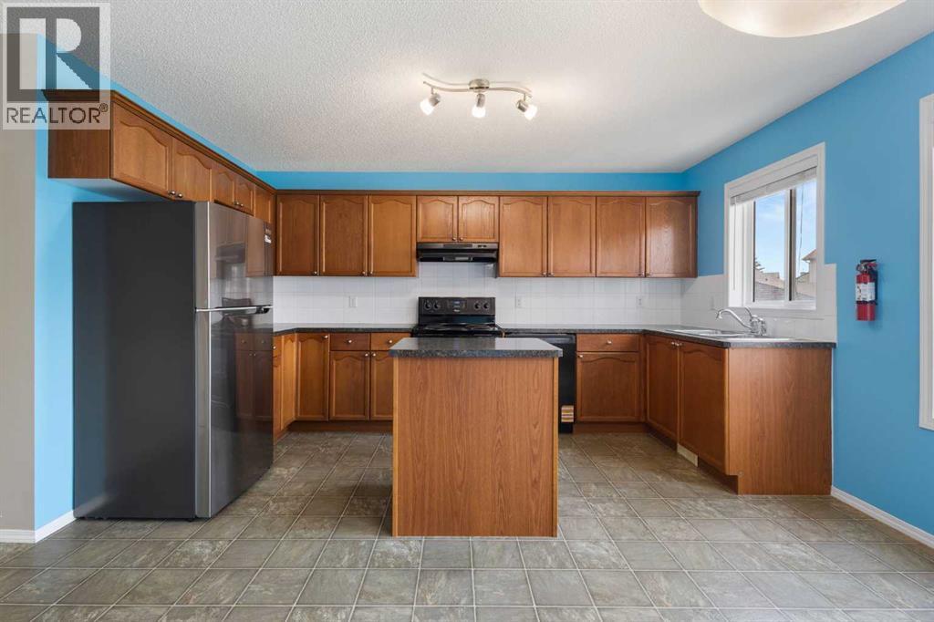 49 Evermeadow Manor SW, Calgary, Alberta  T2Y 4W8 - Photo 12 - A2332494