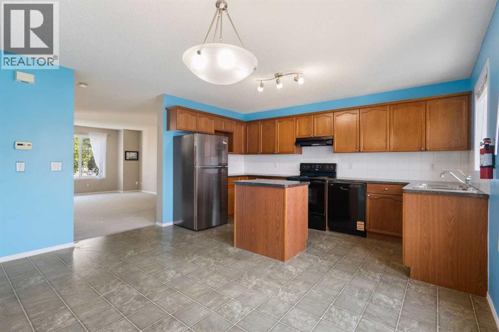 49 Evermeadow Manor SW, Calgary, Alberta  T2Y 4W8 - Photo 11 - A2332494