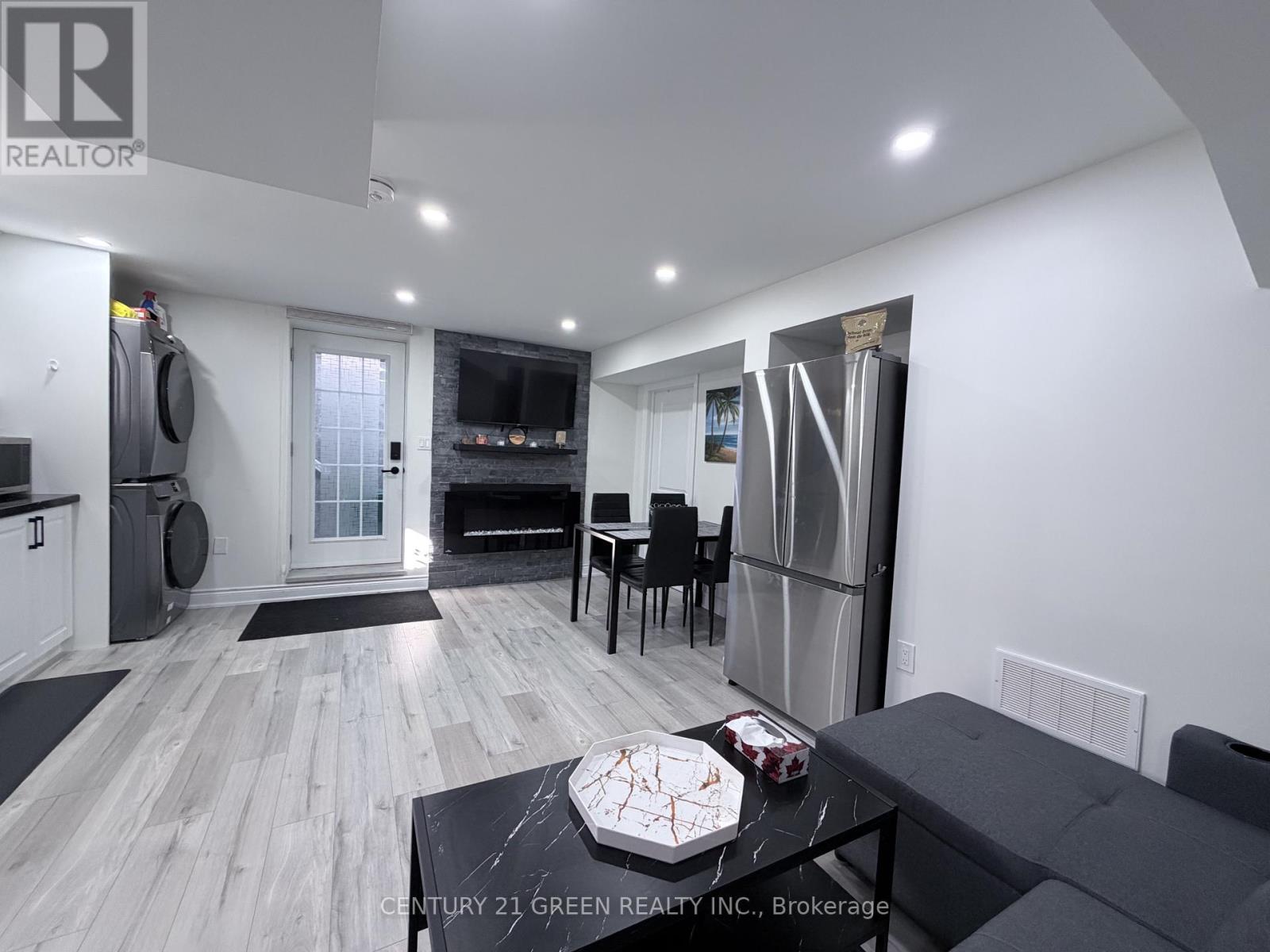 Bsmt - 1213 Duignan Crescent, Milton, Ontario  L9E 1C2 - Photo 18 - W13616386