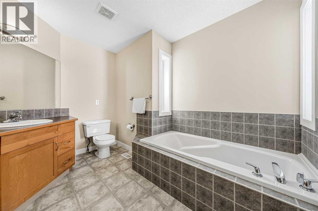 91 Bridlecrest Street Sw, Calgary, Alberta  T2Y 4Y8 - Photo 17 - A2324159