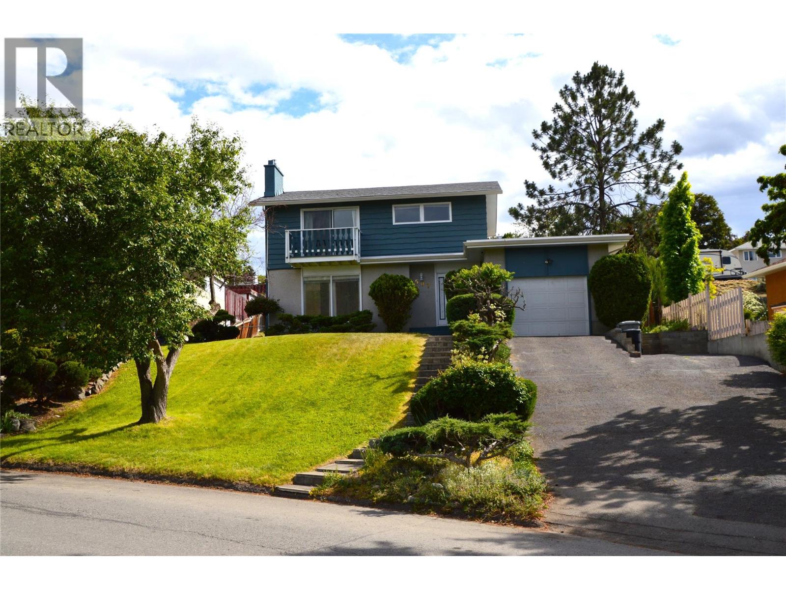 507 Strathcona Terrace, Kamloops, British Columbia