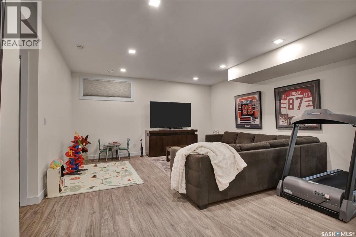 411 Dagnone Terrace, Saskatoon, Saskatchewan  S7V 0P7 - Photo 36 - SK044144