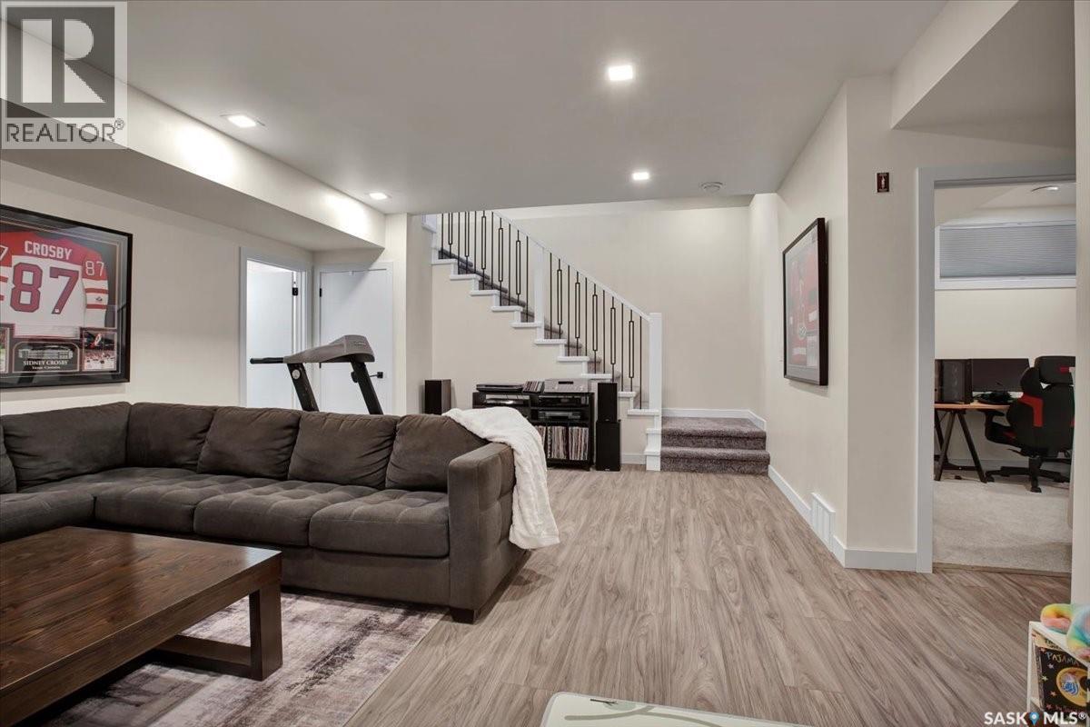 411 Dagnone Terrace, Saskatoon, Saskatchewan  S7V 0P7 - Photo 37 - SK044144