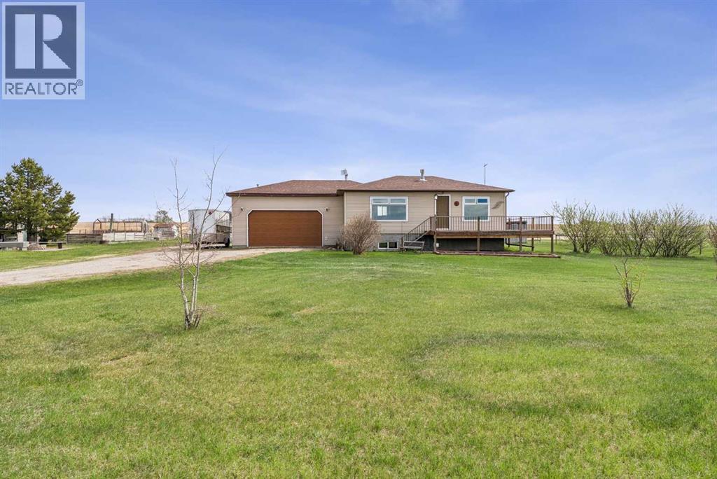 251045 Range Road 244, Rural Wheatland County, Alberta  T1P 0M2 - Photo 2 - A2310941