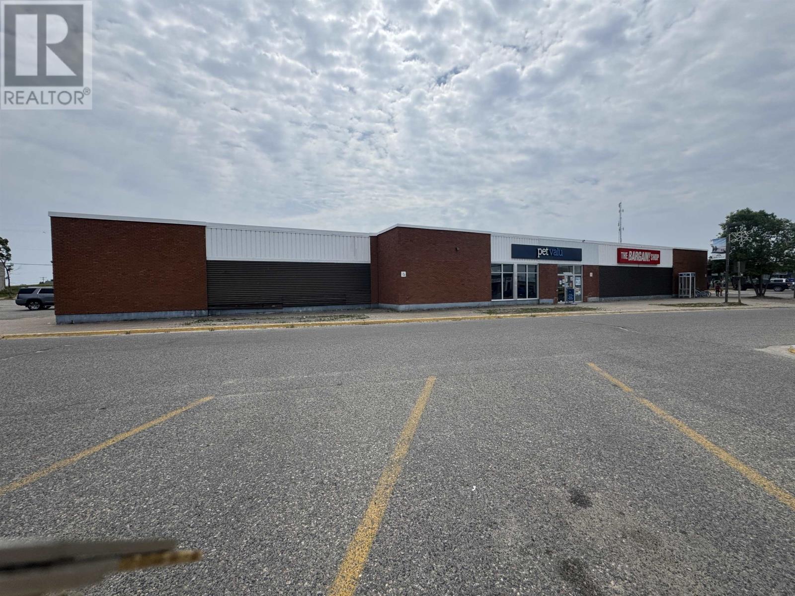 3 21 Huron Walk, Manitouwadge, Ontario  P0T 2C0 - Photo 2 - TB2602190
