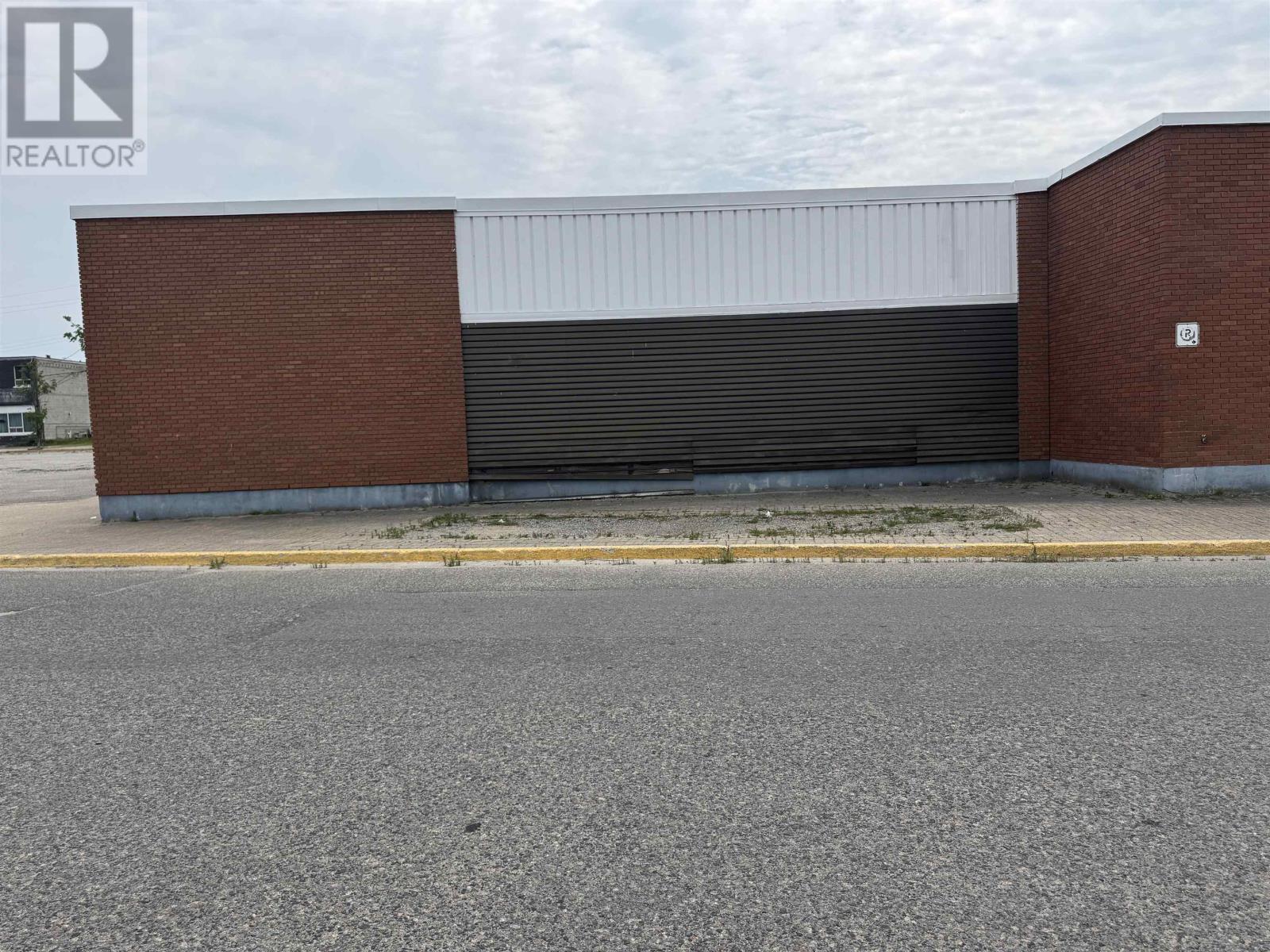 3 21 Huron Walk, Manitouwadge, Ontario  P0T 2C0 - Photo 3 - TB2602190