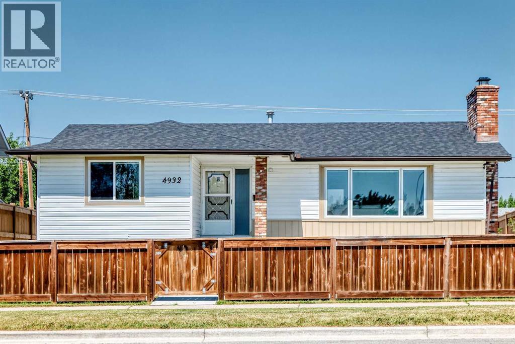 4932 Rundlehorn Drive NE, Calgary, Alberta