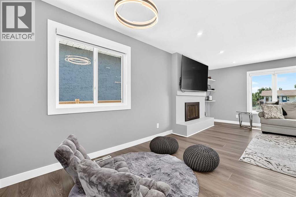 4932 Rundlehorn Drive NE, Calgary, Alberta  T1Y 1B9 - Photo 12 - A2332558