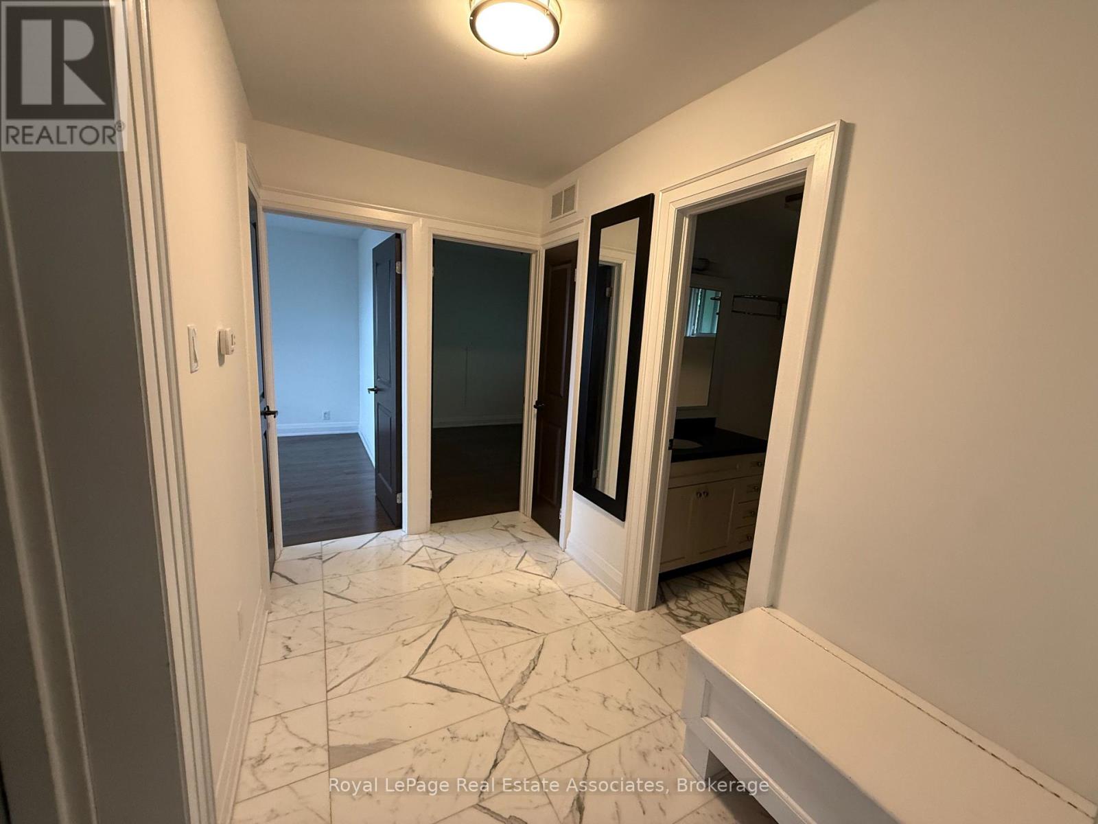 4 - 52 Cameron Avenue, Toronto, Ontario  M6M 1R2 - Photo 10 - W13623230