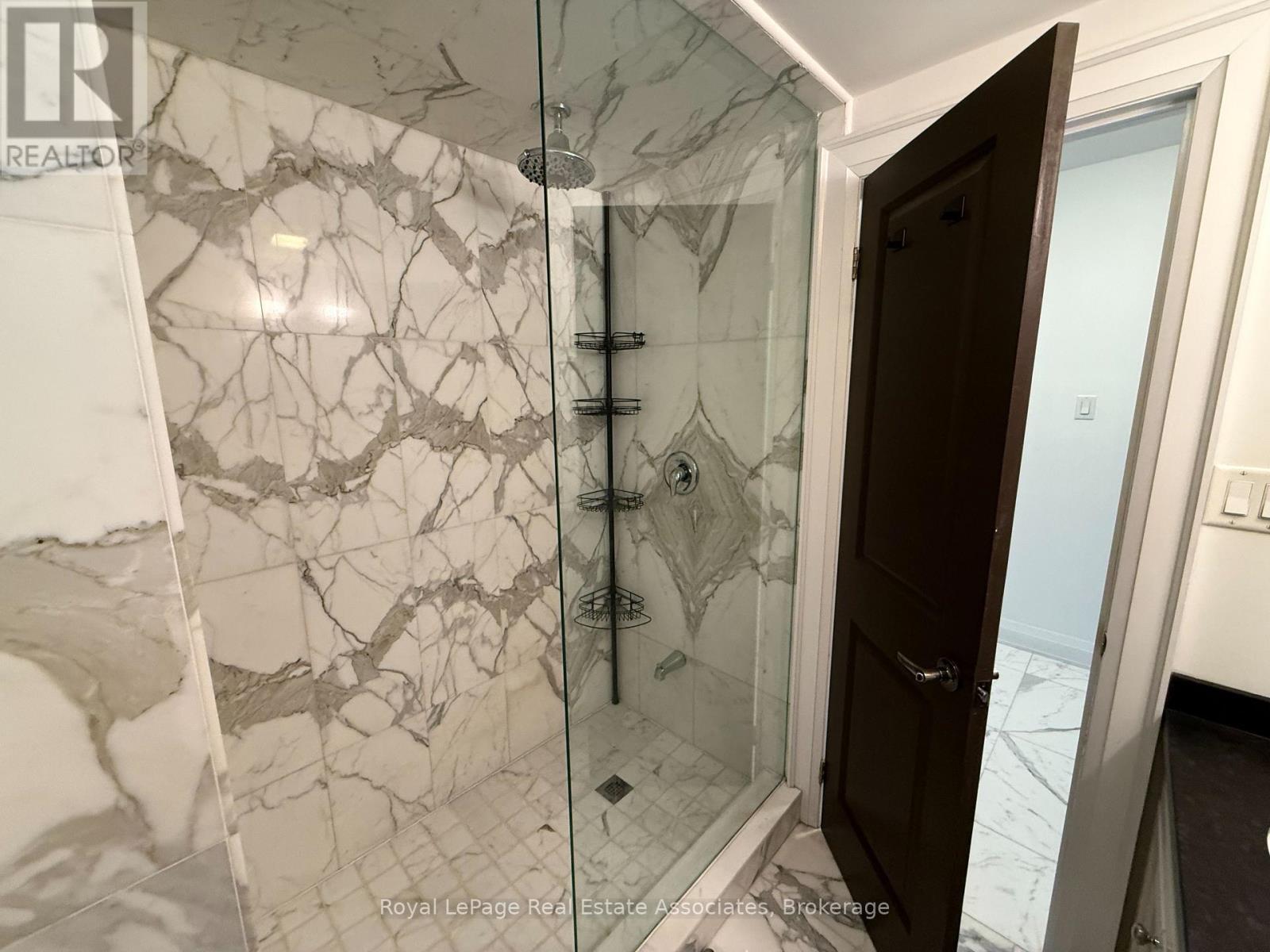4 - 52 Cameron Avenue, Toronto, Ontario  M6M 1R2 - Photo 13 - W13623230