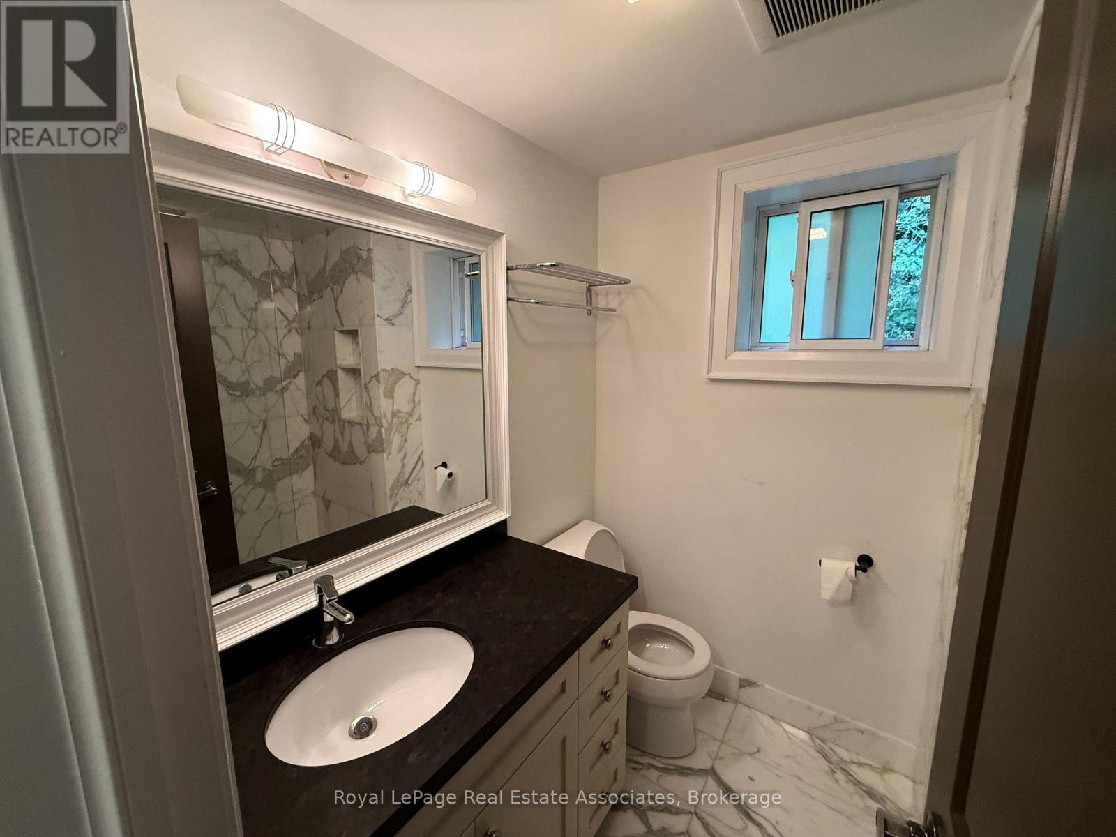 4 - 52 Cameron Avenue, Toronto, Ontario  M6M 1R2 - Photo 14 - W13623230