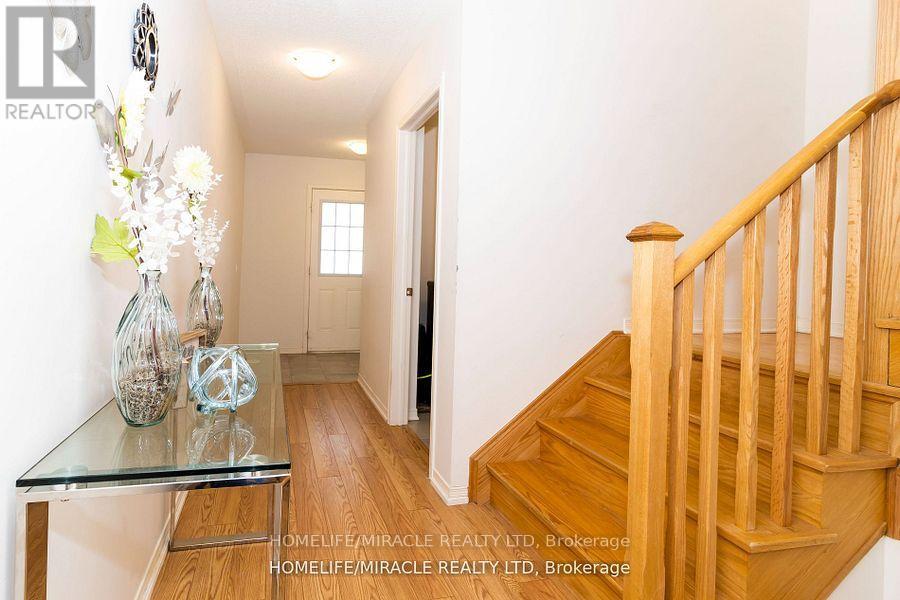 27 Lowes Hill Circle, Caledon, Ontario  L7C 4H5 - Photo 7 - W13623248
